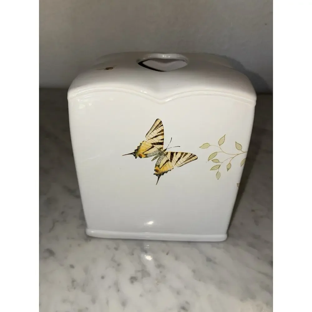 Lenox Blue floral Bathroom Set Tissue Holder Toothbrush Soap Dish Butterfly